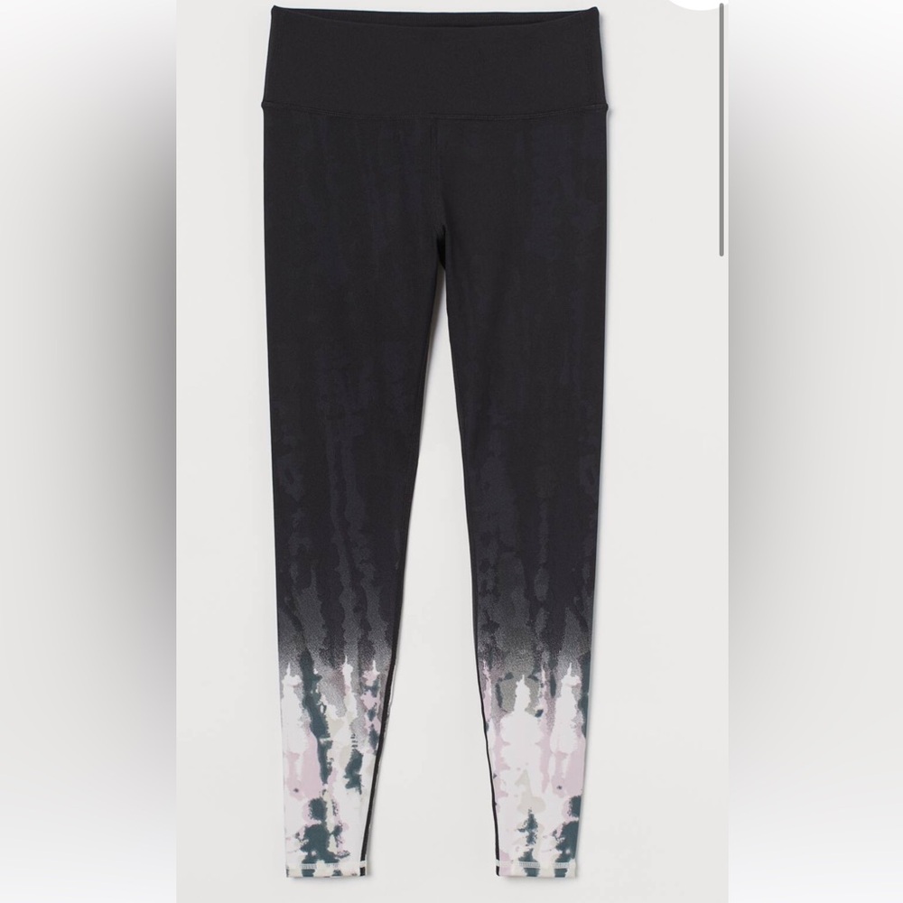 H&M Black and Pink Ombre Leggings